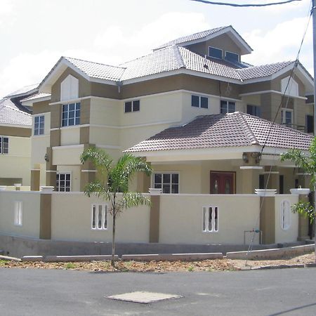 Greenleaf Angsana Homestay Jerantut Bagian luar foto