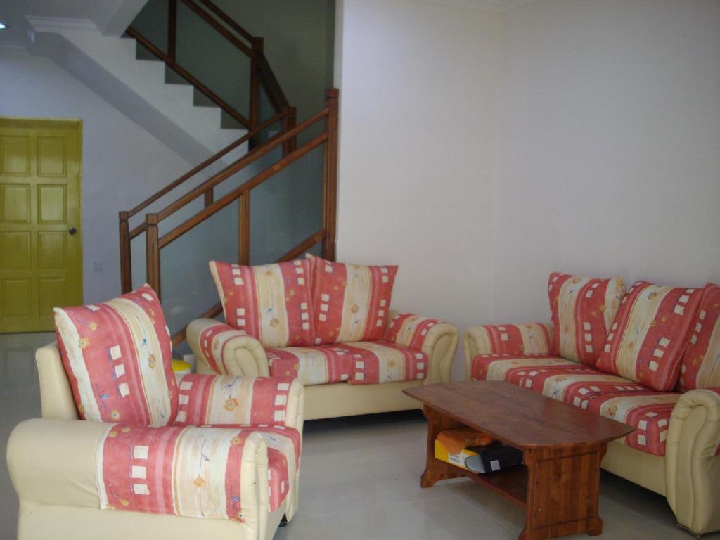 Greenleaf Angsana Homestay Jerantut Bagian luar foto
